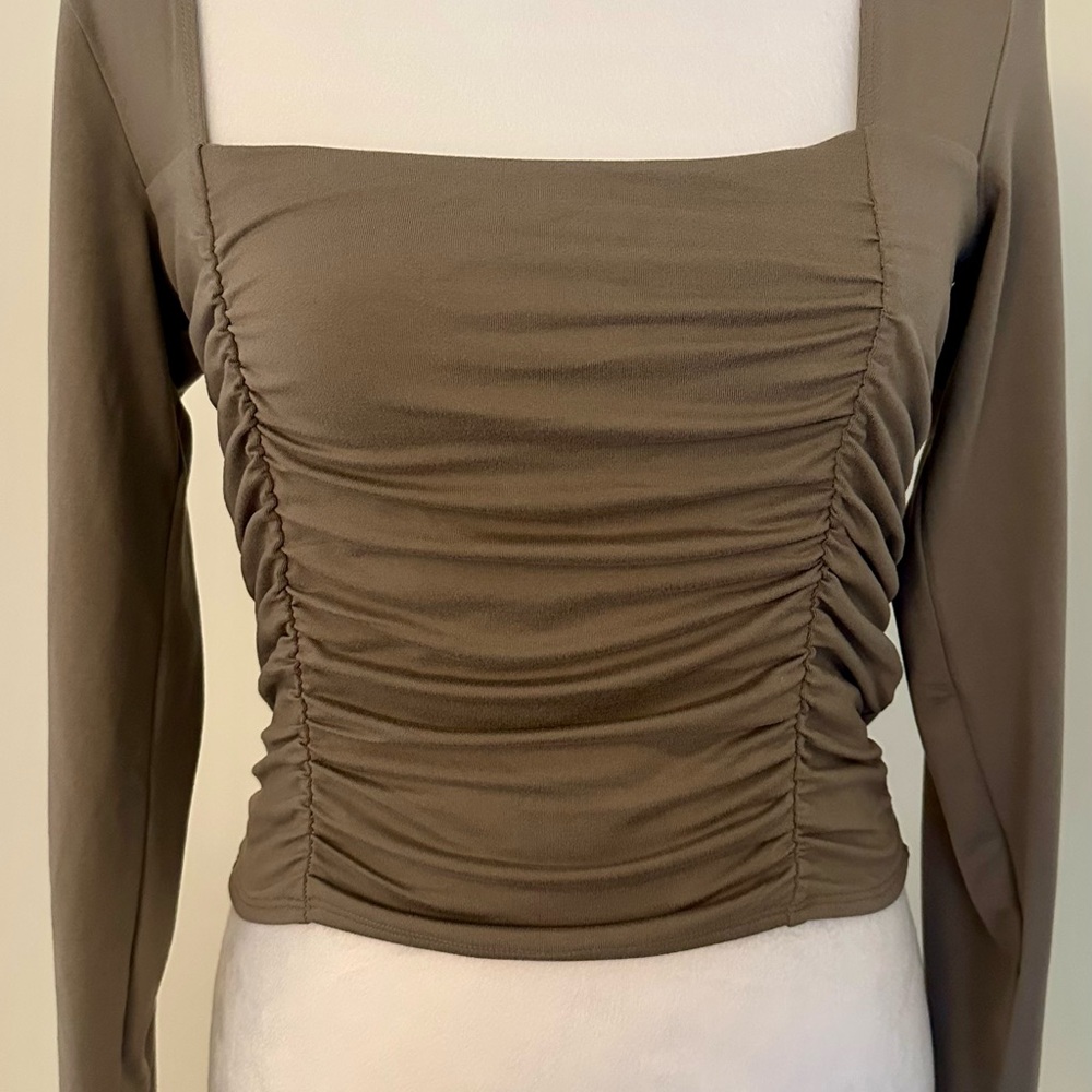 NWT Hollister Long Sleeve scoop neck